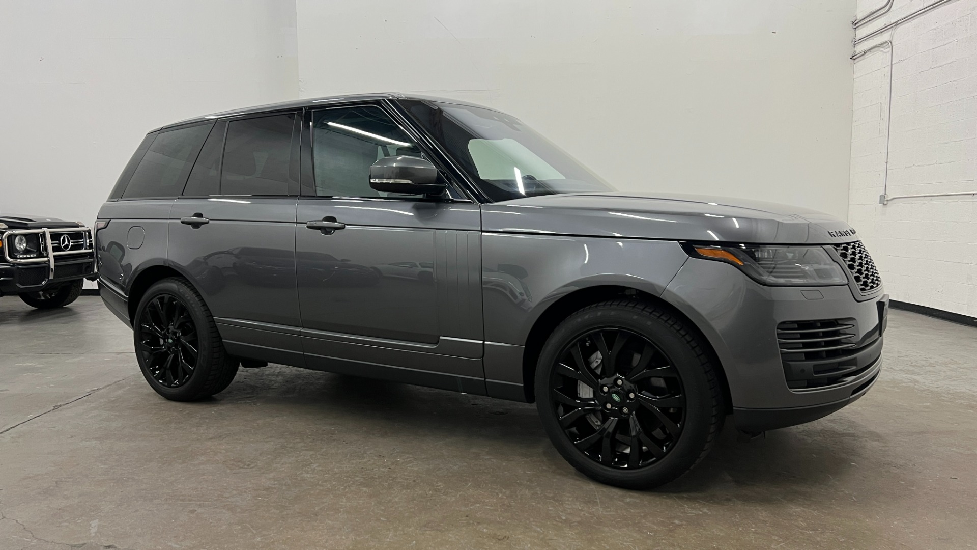 Used 2019 LAND ROVER RANGE ROVER For Sale (Sold) | MotorEnvy Stock #10884